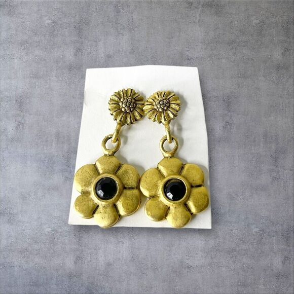 Vintage 90s Express Earrings Gold Tone Daisy Floral Drop Black Stone Cutesy Glam - Picture 1 of 16
